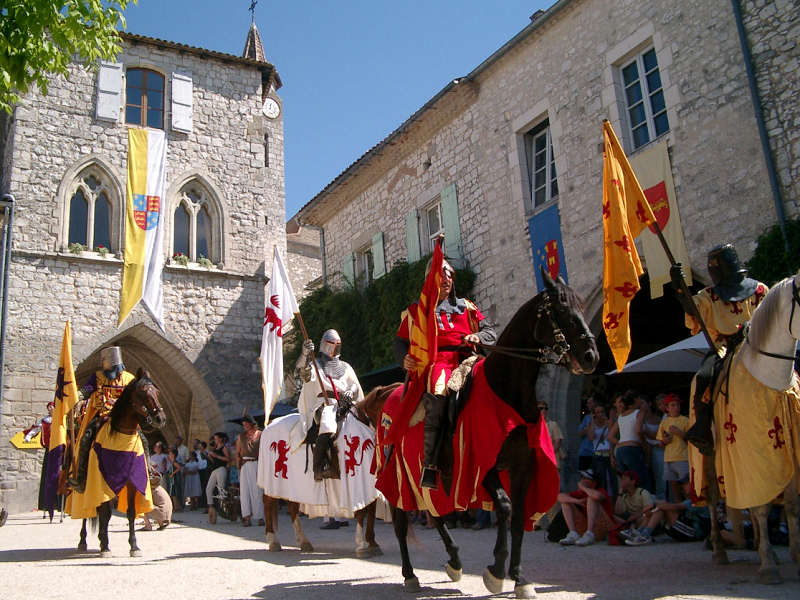 Fontaine du Roc Aquitanien - Villeréal visuel 10/11 Fontaine du Roc Aquitanien - Villeréal visuel 10/11