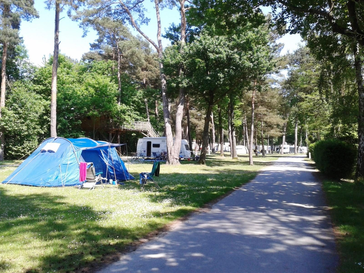 Héliomonde Domaine Naturiste - Ile de France - Saint-Chéron visuel 2/8 Héliomonde Domaine Naturiste - Ile de France - Saint-Chéron visuel 2/8