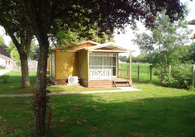 La Cascade Burgunder - Tonnerre visuel 2/8 La Cascade Burgunder - Tonnerre visuel 2/8