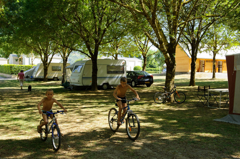 La Châtaigneraie Midi-Pyrénées - Agos-Vidalos visuel 4/7 La Châtaigneraie Midi-Pyrénées - Agos-Vidalos visuel 4/7