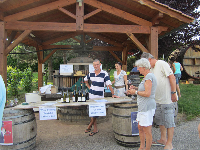 La Grappe Fleurie Rhône-Alpen - Fleurie visuel 16/16 La Grappe Fleurie Rhône-Alpen - Fleurie visuel 16/16