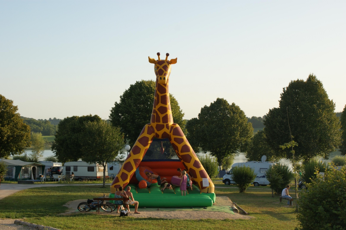 La Grisière et Europe Vacances Franche-Comté - Clairvaux-les-Lacs visuel 8/9 La Grisière et Europe Vacances Franche-Comté - Clairvaux-les-Lacs visuel 8/9