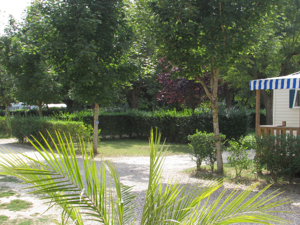 La Poterie Großes Zentrum - Mosnes visuel 1/1 La Poterie Großes Zentrum - Mosnes visuel 1/1