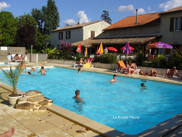 La Rivière Fleurie Aquitanien - Saint-Antoine-de-Breuilh visuel 2/11 La Rivière Fleurie Aquitanien - Saint-Antoine-de-Breuilh visuel 2/11