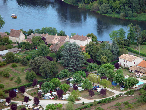 La Rivière Fleurie Aquitanien - Saint-Antoine-de-Breuilh visuel 3/11 La Rivière Fleurie Aquitanien - Saint-Antoine-de-Breuilh visuel 3/11