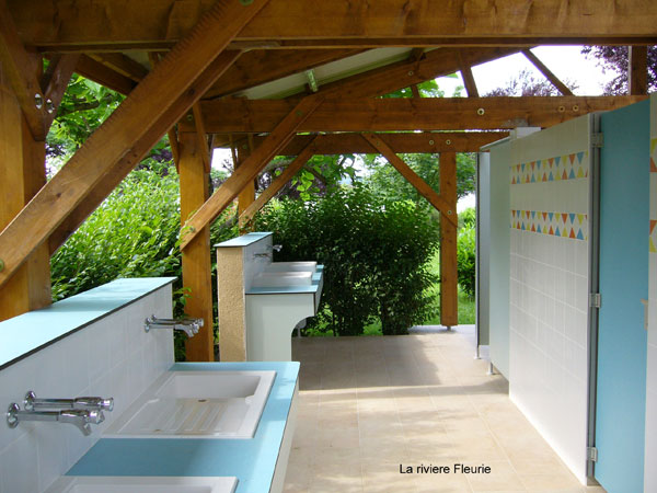 La Rivière Fleurie Aquitanien - Saint-Antoine-de-Breuilh visuel 6/11 La Rivière Fleurie Aquitanien - Saint-Antoine-de-Breuilh visuel 6/11