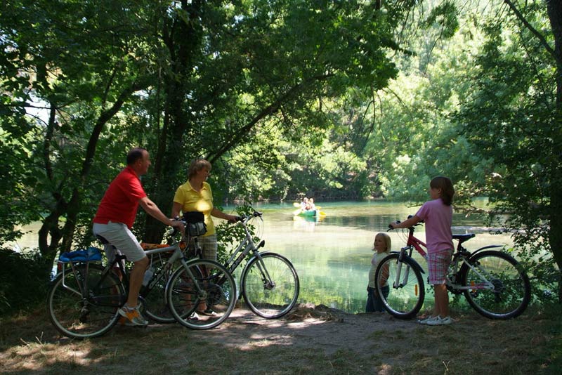 La Sorguette Provence-Alpes-Côte d'Azur - L'Isle-sur-la-Sorgue visuel 4/11 La Sorguette Provence-Alpes-Côte d'Azur - L'Isle-sur-la-Sorgue visuel 4/11