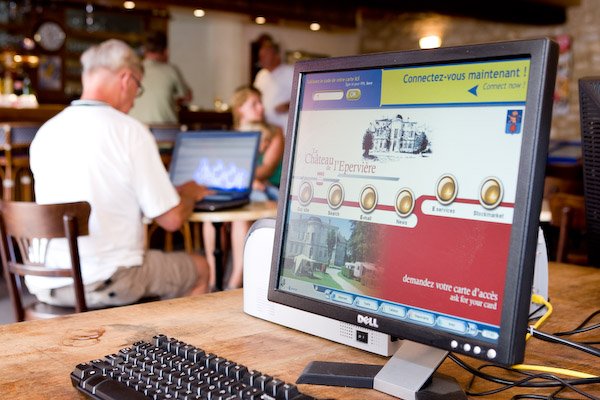 Le Château de l'Epervière Burgunder - Gigny-sur-Saône visuel 9/11 Le Château de l'Epervière Burgunder - Gigny-sur-Saône visuel 9/11