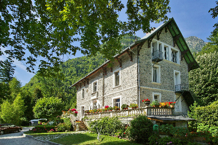 Le Château de Rochetaillée Rhône-Alpen - Le Bourg-d'Oisans visuel 10/11 Le Château de Rochetaillée Rhône-Alpen - Le Bourg-d'Oisans visuel 10/11
