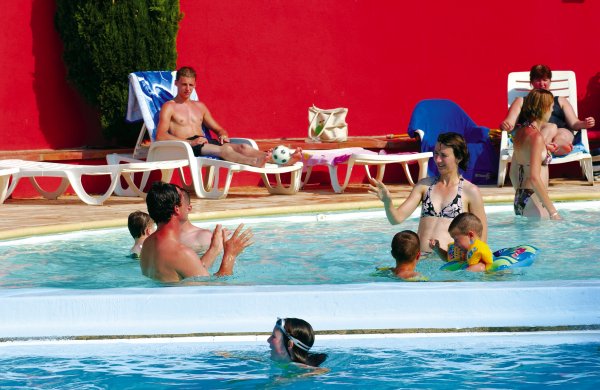 Le Haras Languedoc-Roussillon - Palau-del-Vidre visuel 1/10 Le Haras Languedoc-Roussillon - Palau-del-Vidre visuel 1/10