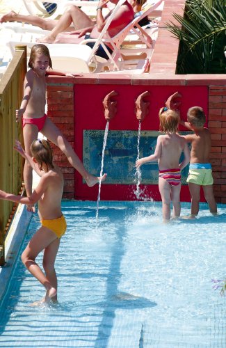 Le Haras Languedoc-Roussillon - Palau-del-Vidre visuel 5/10 Le Haras Languedoc-Roussillon - Palau-del-Vidre visuel 5/10