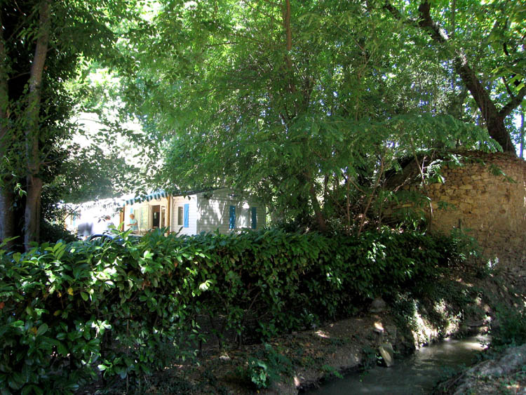 Le Nostradamus Provence-Alpes-Côte d'Azur - Salon-de-Provence visuel 4/4 Le Nostradamus Provence-Alpes-Côte d'Azur - Salon-de-Provence visuel 4/4