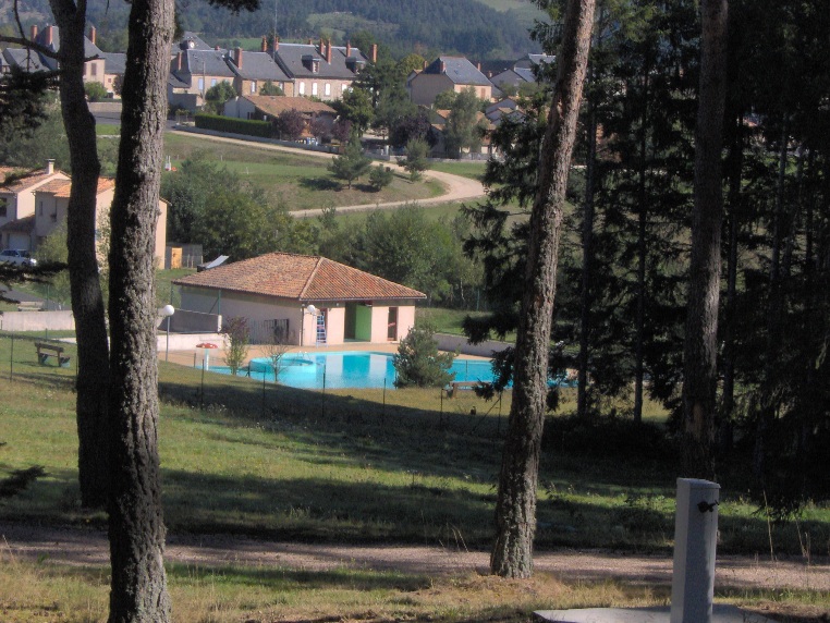 Le Petit Bois Auvergne - Ruynes en Margeride visuel 3/10 Le Petit Bois Auvergne - Ruynes en Margeride visuel 3/10