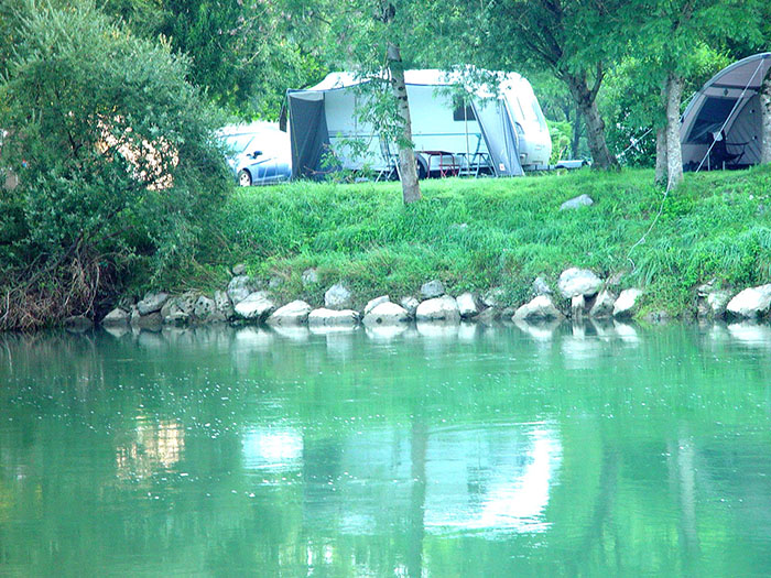 Les 3 Ours Franche-Comté - Montbarrey visuel 4/10 Les 3 Ours Franche-Comté - Montbarrey visuel 4/10