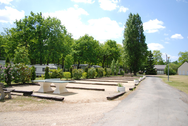 Les Acacias Großes Zentrum - La Ville-aux-Dames visuel 6/10 Les Acacias Großes Zentrum - La Ville-aux-Dames visuel 6/10