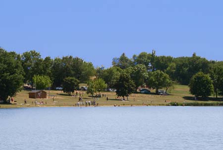 Les Coteaux du Lac Großes Zentrum - Chemillé-sur-Indrois visuel 6/10 Les Coteaux du Lac Großes Zentrum - Chemillé-sur-Indrois visuel 6/10