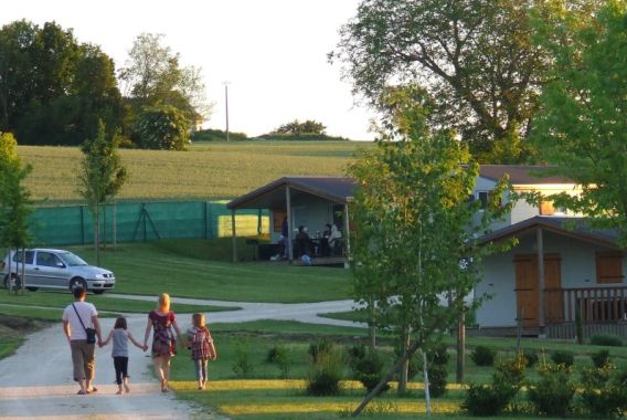 Les Coteaux du Lac Großes Zentrum - Chemillé-sur-Indrois visuel 10/10 Les Coteaux du Lac Großes Zentrum - Chemillé-sur-Indrois visuel 10/10