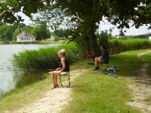 Les Etangs Großes Zentrum - Aubigny-sur-Nère visuel 4/10 Les Etangs Großes Zentrum - Aubigny-sur-Nère visuel 4/10