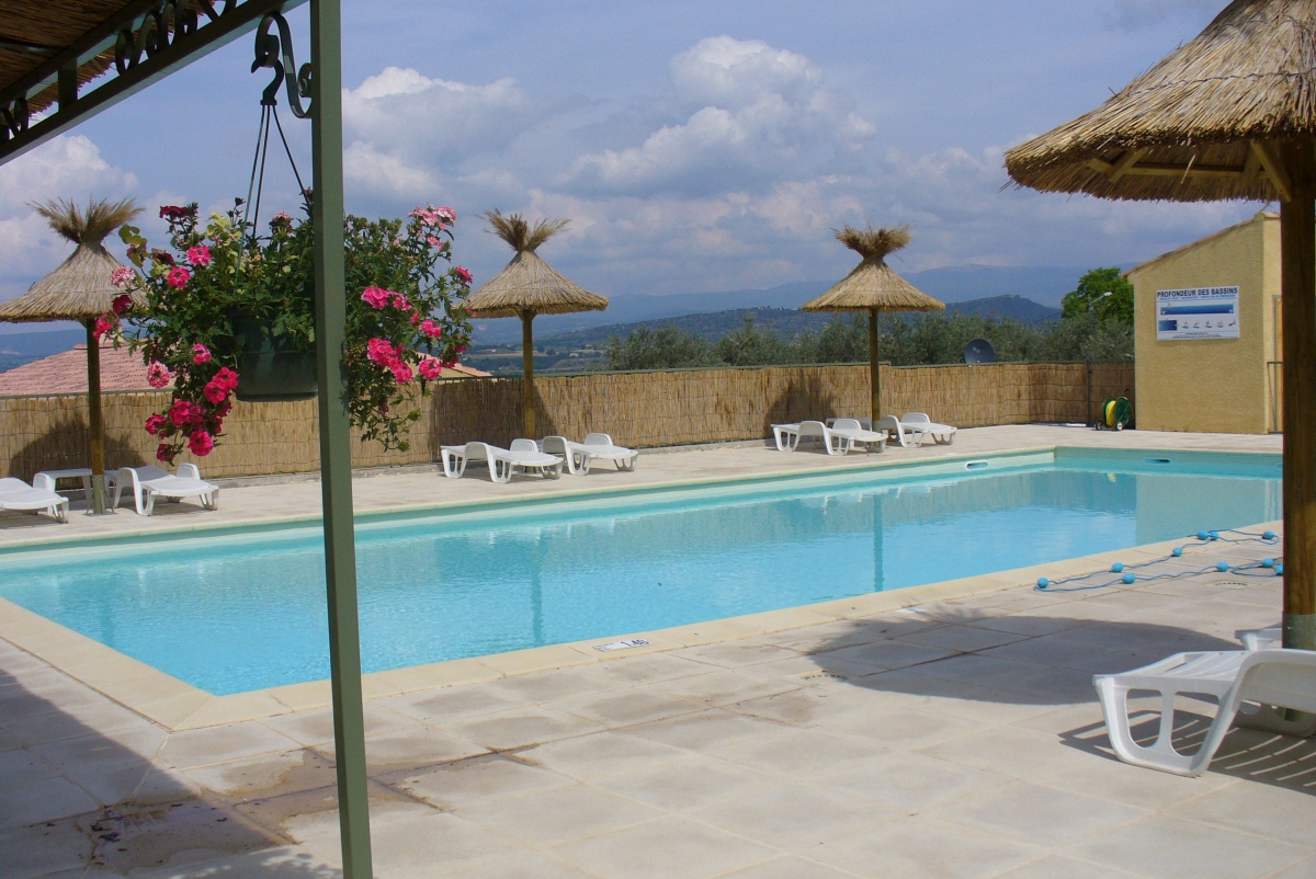 Les Oliviers Provence-Alpes-Côte d'Azur - Oraison visuel 1/2 Les Oliviers Provence-Alpes-Côte d'Azur - Oraison visuel 1/2