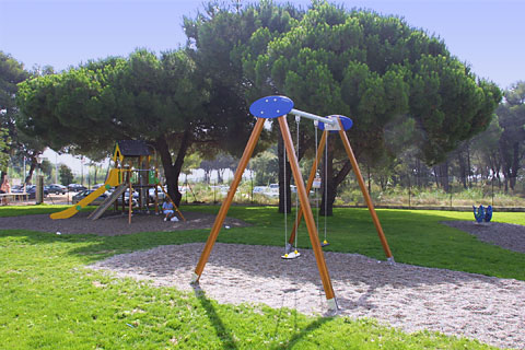 Les Pins Maritimes Provence-Alpes-Côte d'Azur - Hyères visuel 7/10 Les Pins Maritimes Provence-Alpes-Côte d'Azur - Hyères visuel 7/10