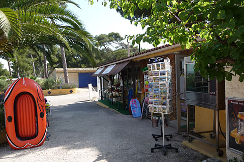 Les Pins Maritimes Provence-Alpes-Côte d'Azur - Hyères visuel 10/10 Les Pins Maritimes Provence-Alpes-Côte d'Azur - Hyères visuel 10/10