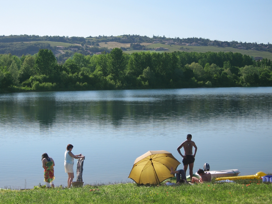 Les Portes du Beaujolais Rhône-Alpen - Anse visuel 6/9 Les Portes du Beaujolais Rhône-Alpen - Anse visuel 6/9