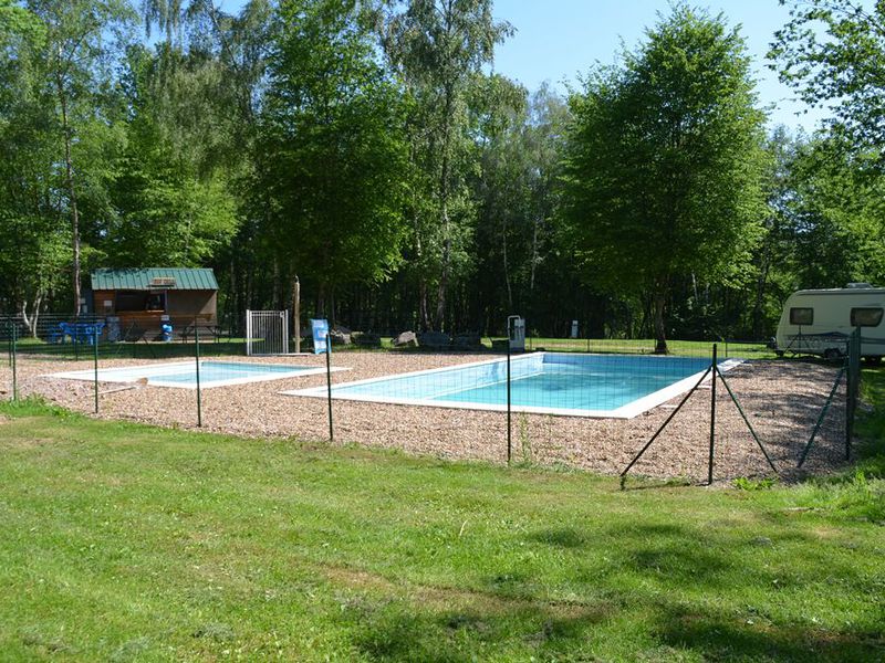 L'Etang du Merle Burgunder - Crux-la-Ville visuel 2/8 L'Etang du Merle Burgunder - Crux-la-Ville visuel 2/8