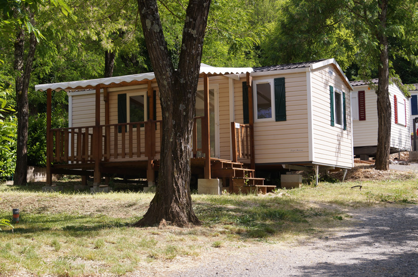 Mazet Plage Rhône-Alpen - Berrias et Casteljau visuel 8/9 Mazet Plage Rhône-Alpen - Berrias et Casteljau visuel 8/9