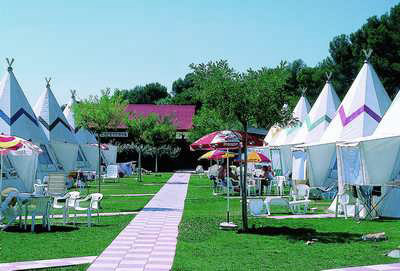 OK Corral Provence-Alpes-Côte d'Azur - Cuges-les-Pins visuel 6/10 OK Corral Provence-Alpes-Côte d'Azur - Cuges-les-Pins visuel 6/10