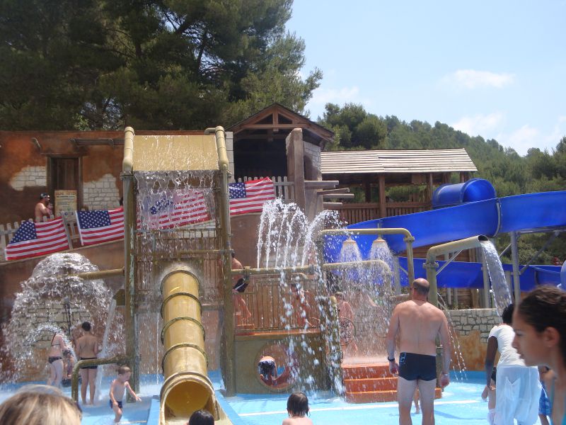 OK Corral Provence-Alpes-Côte d'Azur - Cuges-les-Pins visuel 10/10 OK Corral Provence-Alpes-Côte d'Azur - Cuges-les-Pins visuel 10/10