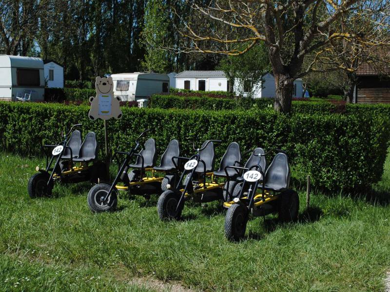 Parc des Joumiers Burgunder - Saint-Sauveur-en-Puisaye visuel 5/7 Parc des Joumiers Burgunder - Saint-Sauveur-en-Puisaye visuel 5/7