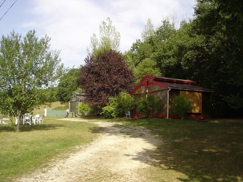St Pierre de Rousieux Midi-Pyrénées - Serviès visuel 5/6 St Pierre de Rousieux Midi-Pyrénées - Serviès visuel 5/6