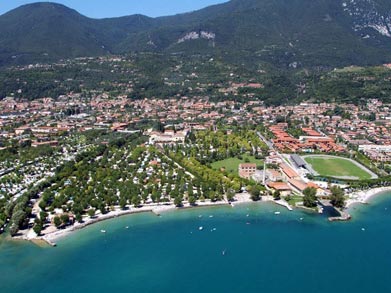 Toscolano Lombardei - Toscolano-Maderno visuel 2/6 Toscolano Lombardei - Toscolano-Maderno visuel 2/6