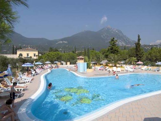 Toscolano Lombardei - Toscolano-Maderno visuel 5/6 Toscolano Lombardei - Toscolano-Maderno visuel 5/6