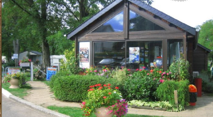 Camping Touristique de Gien Großes Zentrum - Poilly-lez-Gien visuel 4/9 Camping Touristique de Gien Großes Zentrum - Poilly-lez-Gien visuel 4/9