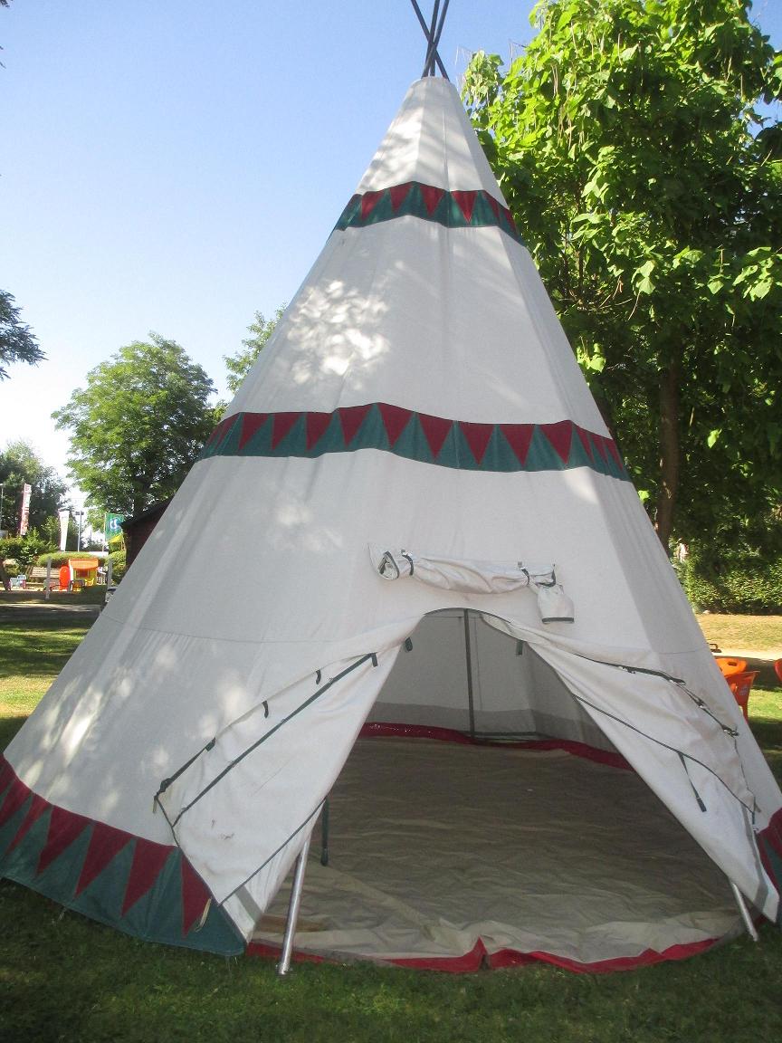 Camping Touristique de Gien Großes Zentrum - Poilly-lez-Gien visuel 9/9 Camping Touristique de Gien Großes Zentrum - Poilly-lez-Gien visuel 9/9