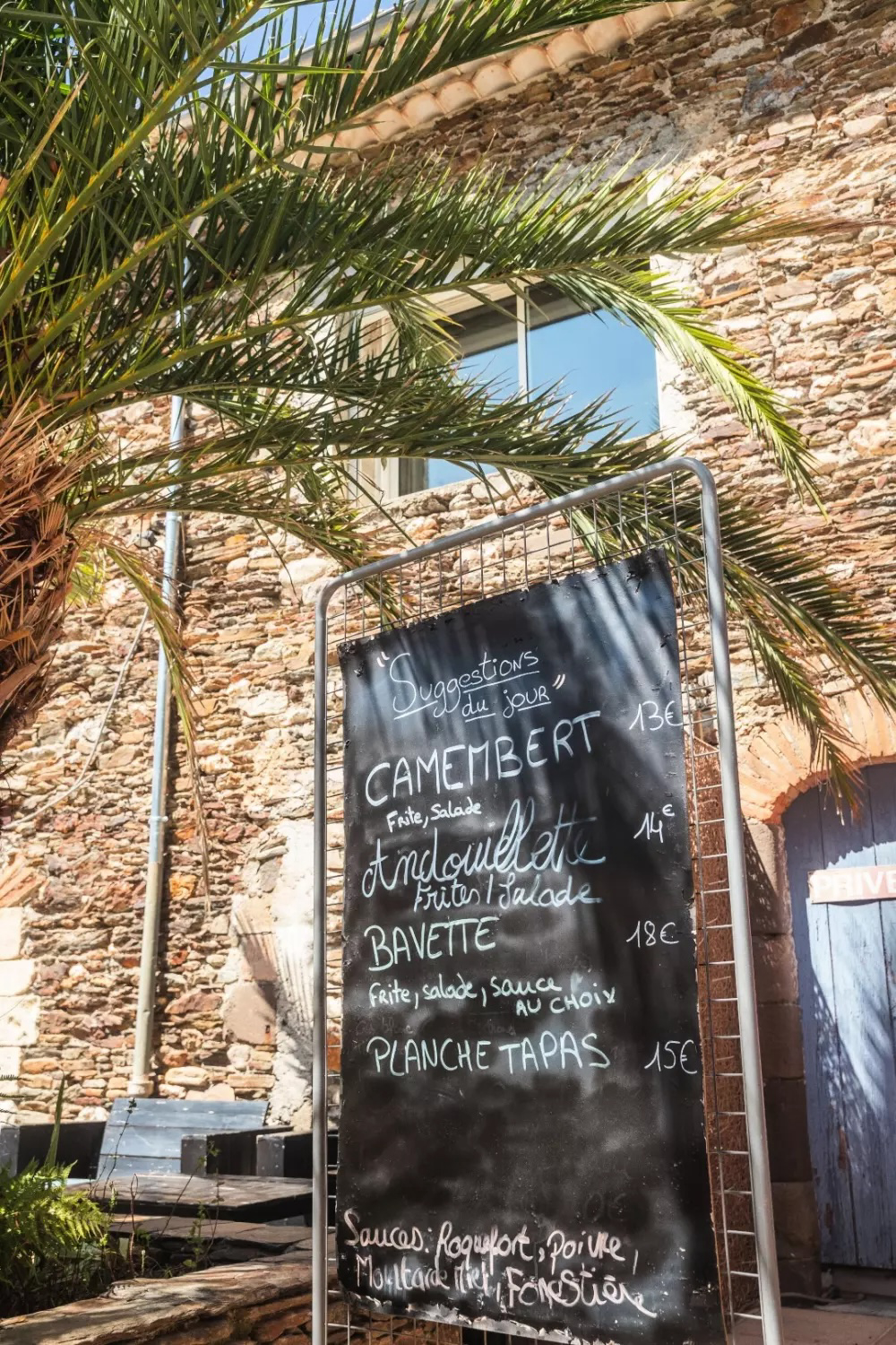 Chateau De L'hom Languedoc-Roussillon - Saumane visuel 11/11 Chateau De L'hom Languedoc-Roussillon - Saumane visuel 11/11