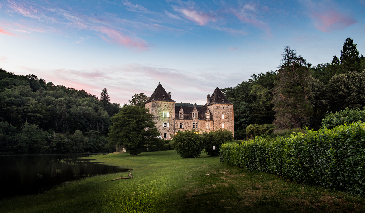 Château du Gibanel Limousin - Argentat visuel 11/13 Château du Gibanel Limousin - Argentat visuel 11/13