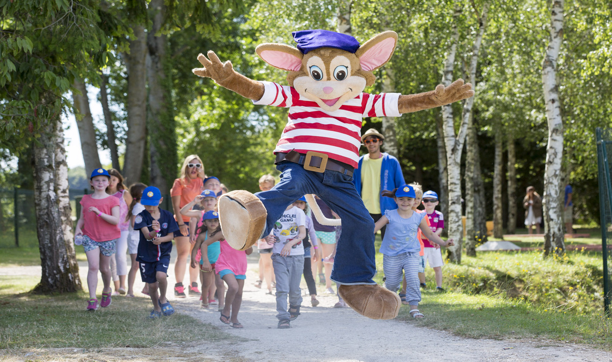 Domaine de Dugny Großes Zentrum - Onzain visuel 13/23 Domaine de Dugny Großes Zentrum - Onzain visuel 13/23