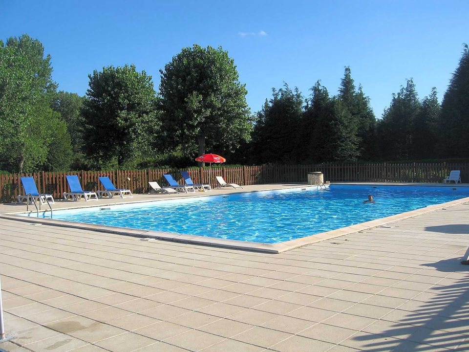 Etang Bleu Aquitanien - Vieux-Mareuil visuel 2/8 Etang Bleu Aquitanien - Vieux-Mareuil visuel 2/8