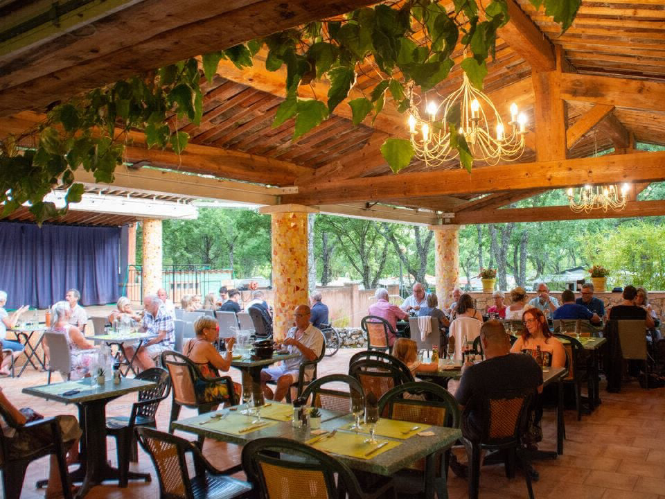 International Camping Provence-Alpes-Côte d'Azur - Aups visuel 6/13 International Camping Provence-Alpes-Côte d'Azur - Aups visuel 6/13