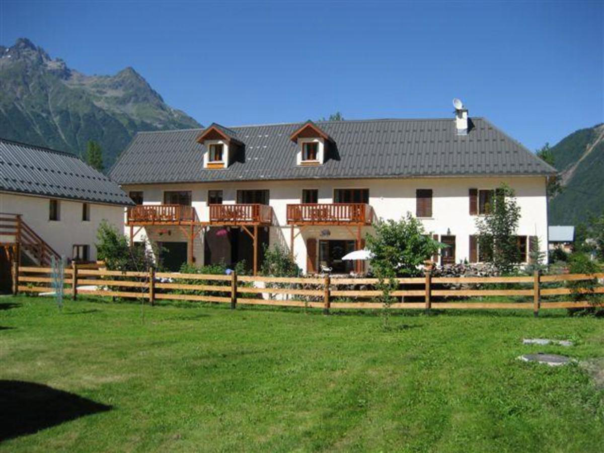 La Ferme de Noemie Rhône-Alpen - Le Bourg-d'Oisans visuel 3/3 La Ferme de Noemie Rhône-Alpen - Le Bourg-d'Oisans visuel 3/3