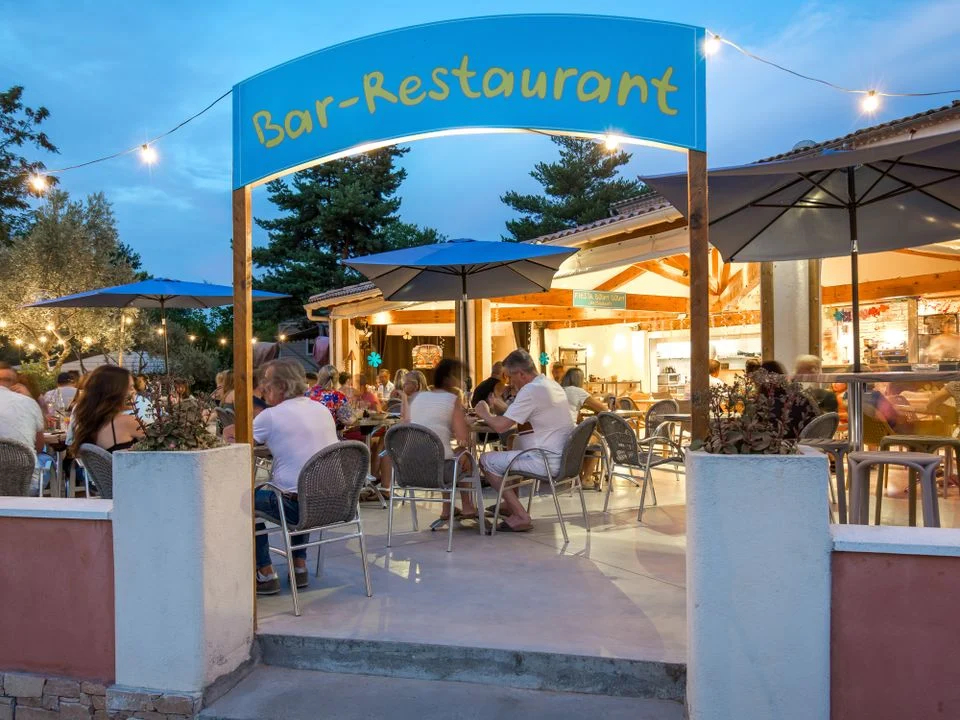 La Pinède Provence-Alpes-Côte d'Azur - Gréoux-les-Bains visuel 8/9 La Pinède Provence-Alpes-Côte d'Azur - Gréoux-les-Bains visuel 8/9