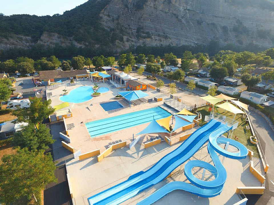 La Plage Fleurie Rhône-Alpen - Vallon-Pont-d'Arc visuel 1/9 La Plage Fleurie Rhône-Alpen - Vallon-Pont-d'Arc visuel 1/9