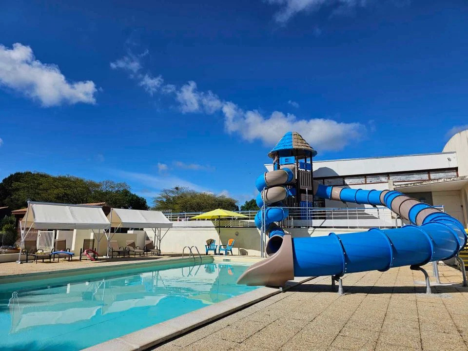 Les Chalets De Moulieres Poitou-Charentes - Vouneuil-sur-Vienne visuel 1/5 Les Chalets De Moulieres Poitou-Charentes - Vouneuil-sur-Vienne visuel 1/5