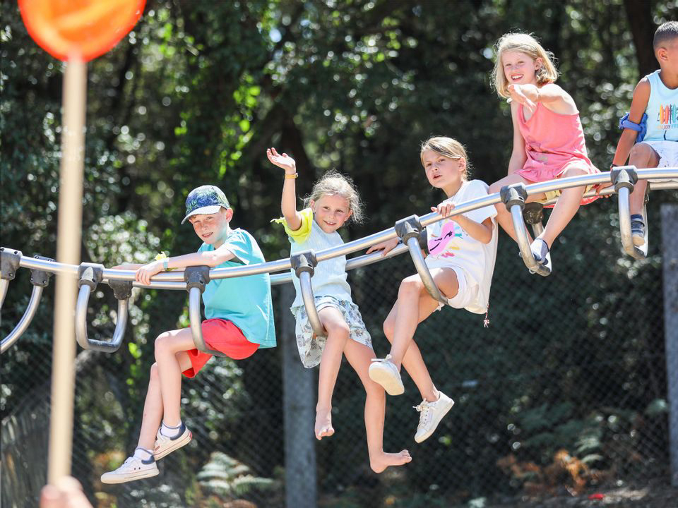 Les Dinosaures Das Loire-Gebiet - Talmont-Saint-Hilaire visuel 11/18 Les Dinosaures Das Loire-Gebiet - Talmont-Saint-Hilaire visuel 11/18