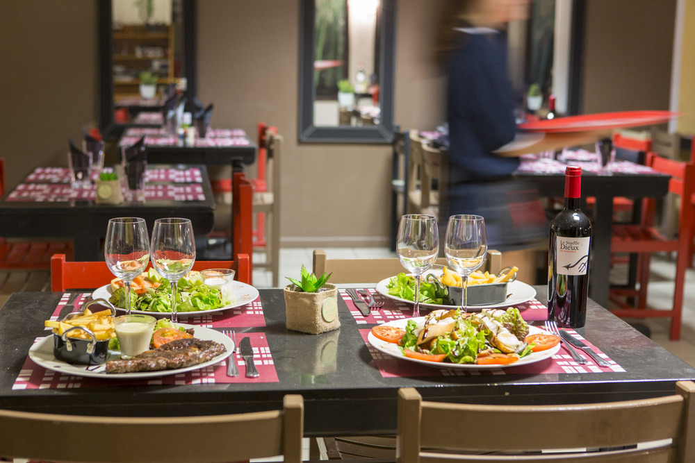 Les Pierres Couchées Das Loire-Gebiet - Saint-Brévin-les-Pins visuel 6/21 Les Pierres Couchées Das Loire-Gebiet - Saint-Brévin-les-Pins visuel 6/21