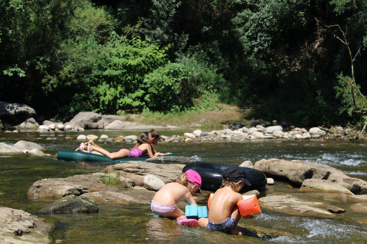 Lou Rouchetou Rhône-Alpen - Chassagnes visuel 3/9 Lou Rouchetou Rhône-Alpen - Chassagnes visuel 3/9
