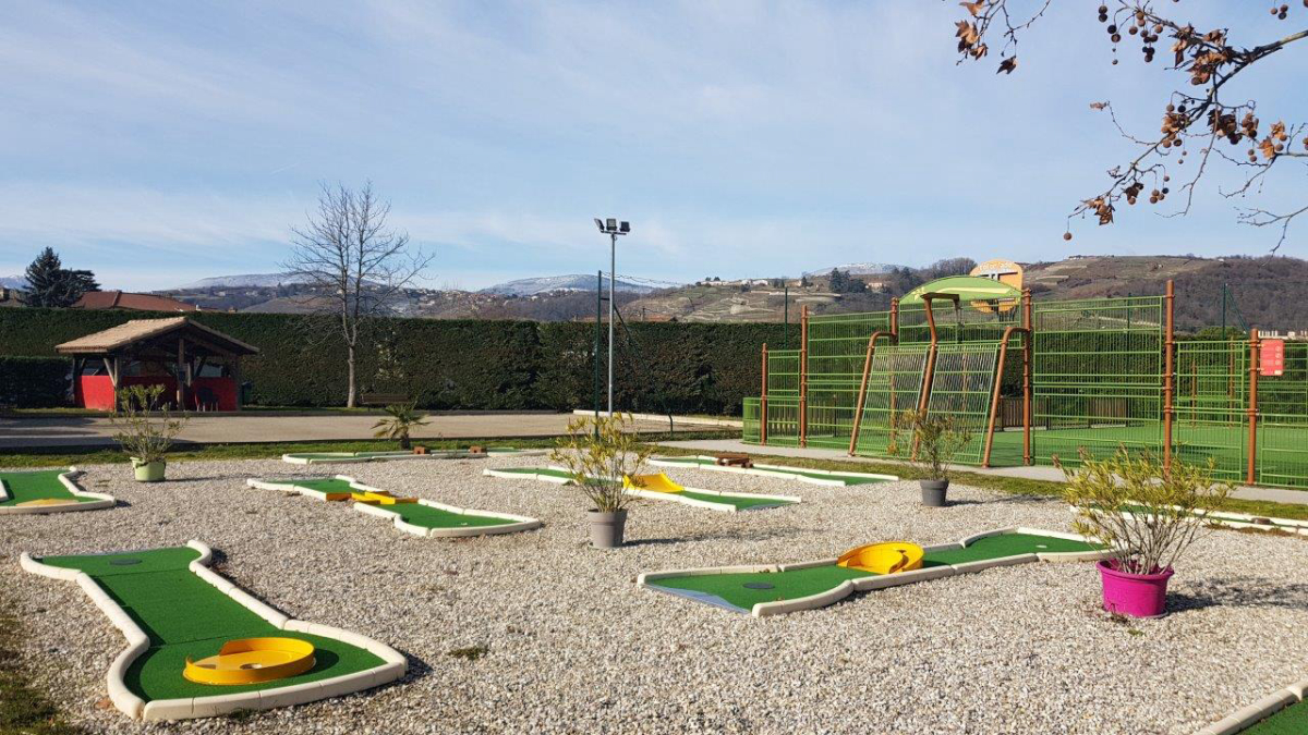 Rives de Condrieu Rhône-Alpen - Condrieu visuel 13/13 Rives de Condrieu Rhône-Alpen - Condrieu visuel 13/13