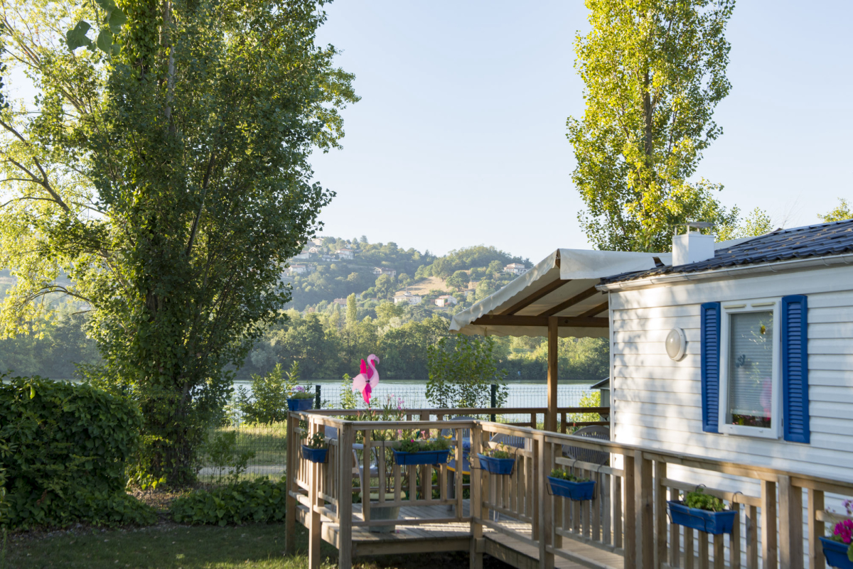 Rives de Condrieu Rhône-Alpen - Condrieu visuel 3/13 Rives de Condrieu Rhône-Alpen - Condrieu visuel 3/13